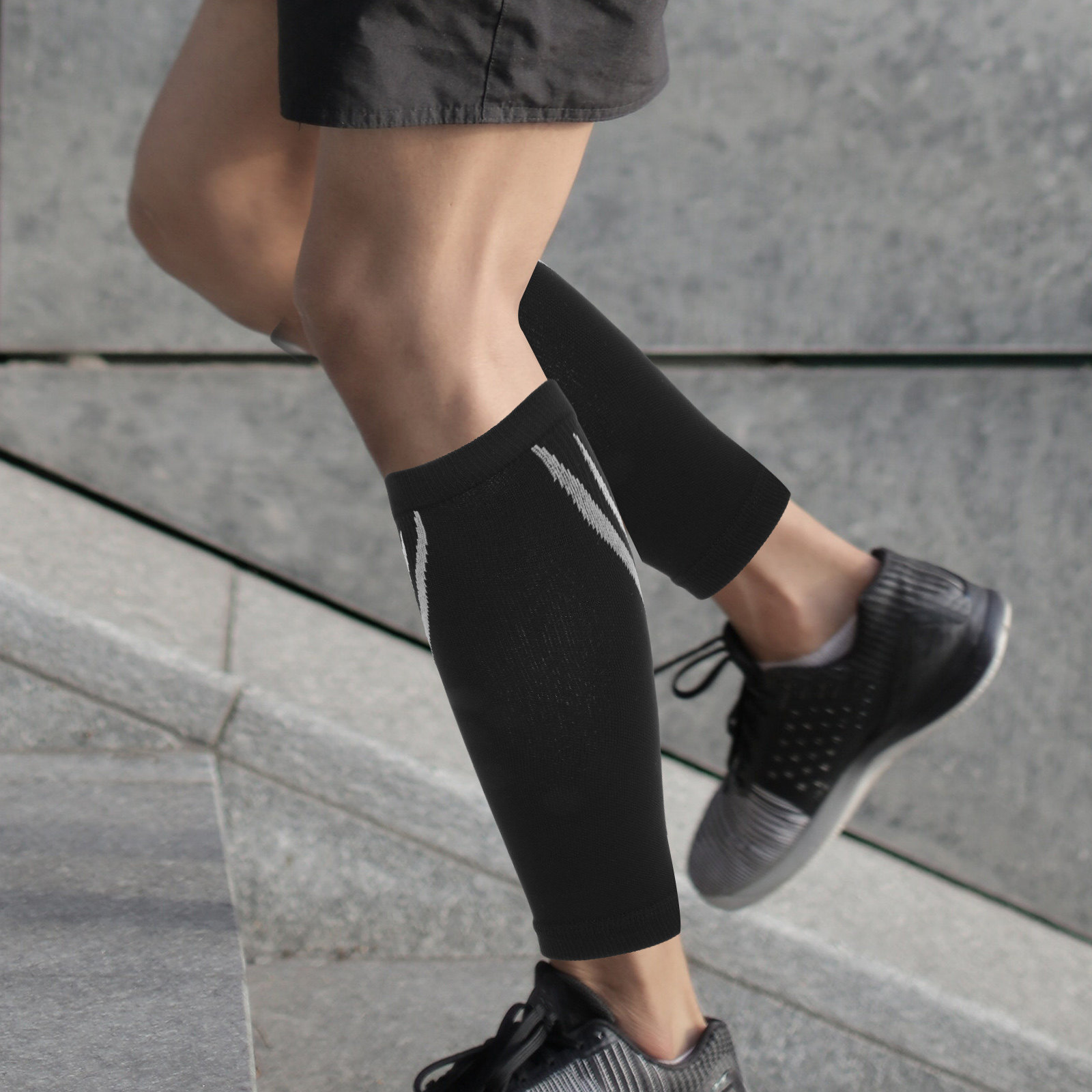 Compression Sleeve Calf - 1 คู่ปลอกแขนรัดน่องแบบยืดหยุ่นระบายอากาศได้ดีถุงเท้ากีฬาสำหรับวิ่งฟุตบอลบาสเกตบอลป้องกันขาลดความเมื่อยล้า