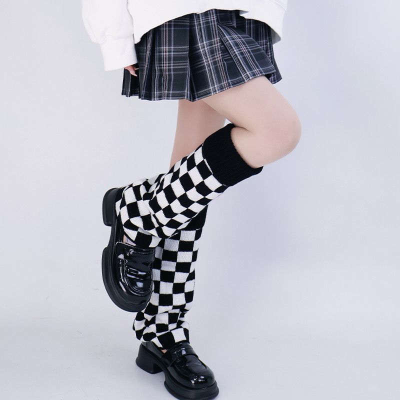 ถุงเท้าลายตารางสีขาวดำแบบถัก ส - Boot Sock Slouchy บทวิจารณ์และราคา