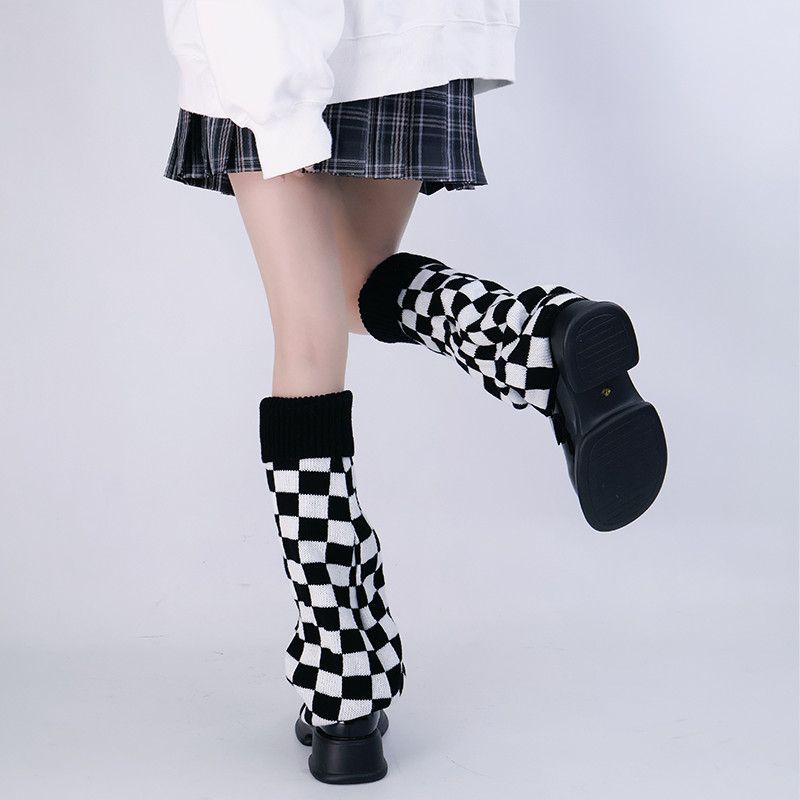 ถุงเท้าลายตารางสีขาวดำแบบถัก ส - Boot Sock Slouchy บทวิจารณ์และราคา