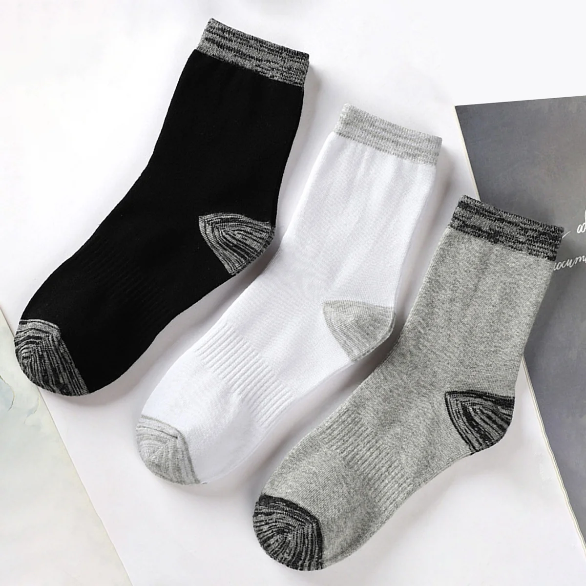 ถุงเท้ากีฬาผู้ชายแบบ 1/5 คู่ ถ - Athletic Sock Cushion บทวิจารณ์และราคา