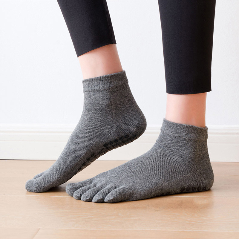 ถุงเท้าซิลิโคนกันลื่นสำหรับผู้ - Grip Sock Yoga บทวิจารณ์และราคา