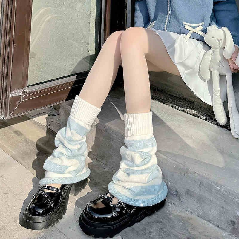 ถุงเท้ายาวลายทาง Y2K ประดับดาว - Boot Sock Slouchy บทวิจารณ์และราคา