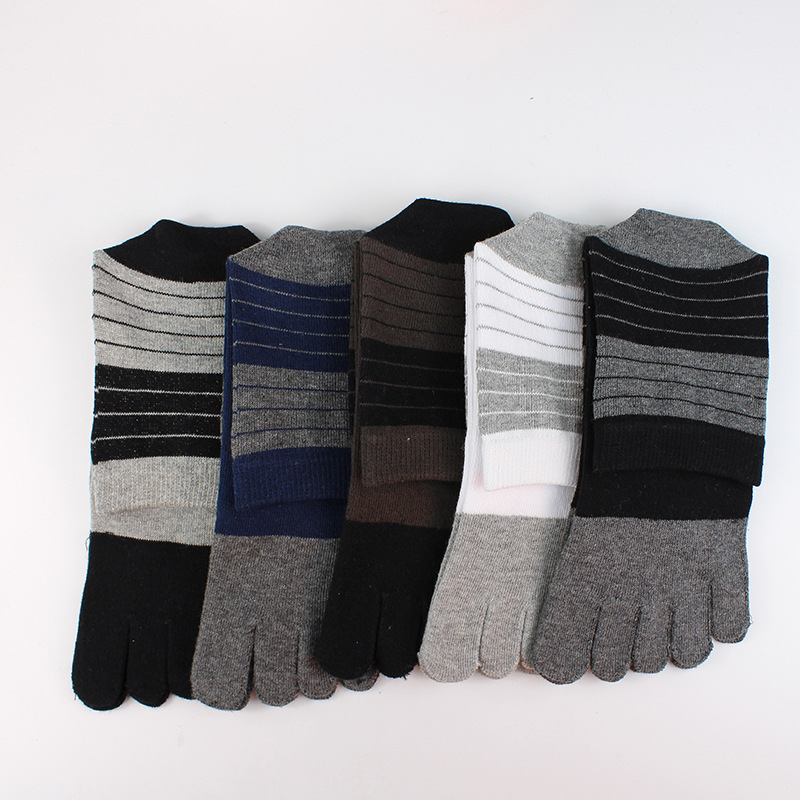 ถุงเท้าผู้ชายแบบห้านิ้ว 3/5 คู - Toe Sock Split บทวิจารณ์และราคา